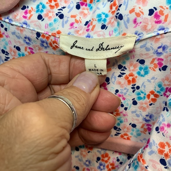 Jane and Delancey Button Front Blouse - Picture 2 of 8